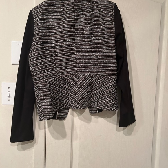 Stylisé jacket - Picture 2 of 3